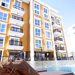 6 Marsi Hotel