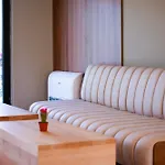 6 Marsi Hotel Golem (Tirana)