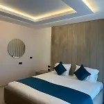 Hotel 6 Marsi 4*