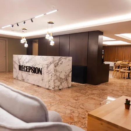 Otel 6 Marsi Golem (Tirana)