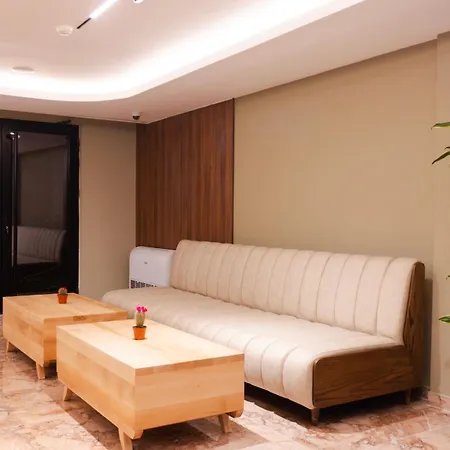 Otel 6 Marsi