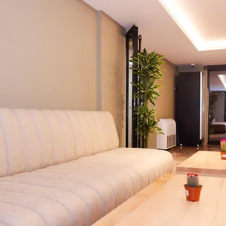 6 Marsi Otel