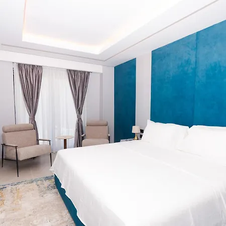 6 Marsi Otel Golem (Tirana)