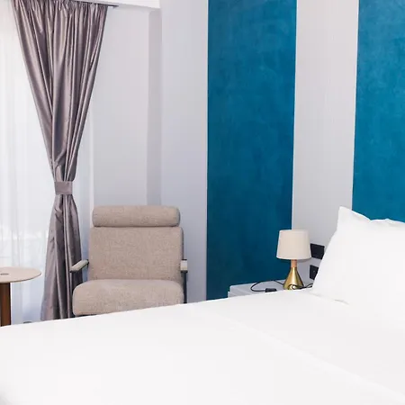 Otel 6 Marsi