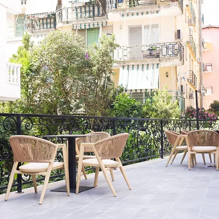 Szálloda 6 Marsi Golem