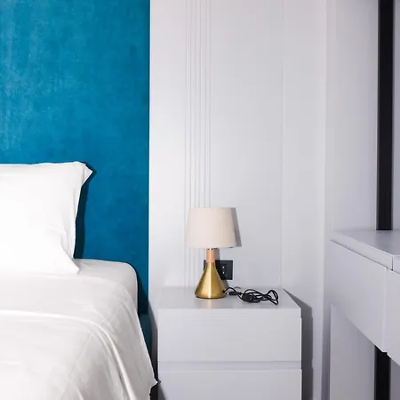 Szálloda 6 Marsi 4*