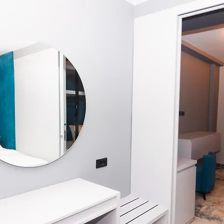 Szálloda 6 Marsi Golem