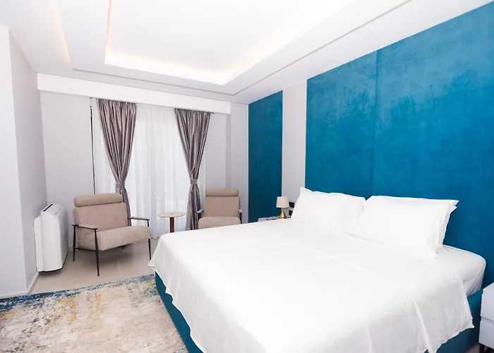 6 Marsi 酒店 格勒姆